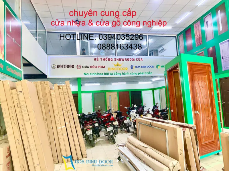 CỬA NHỰA GIẢ GỖ NHÀ VỆ SINH