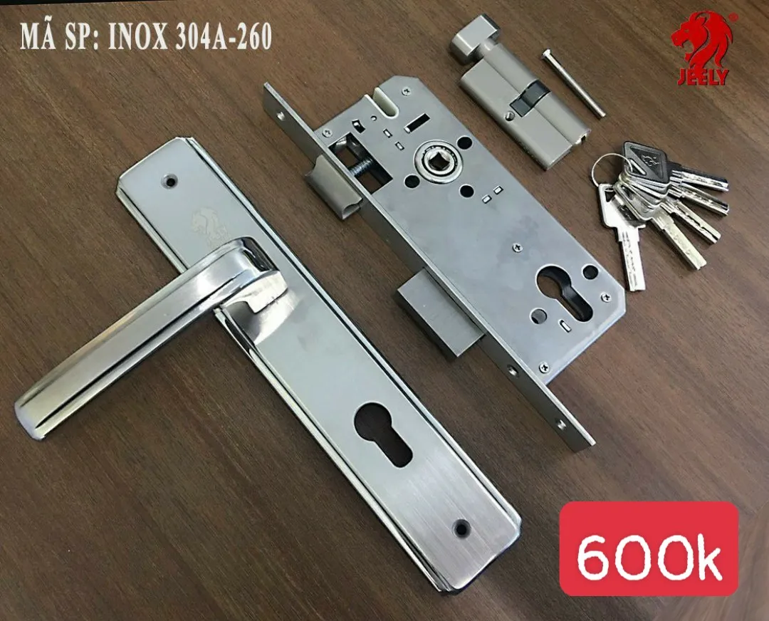 Cửa Nhựa Giả Gỗ Toilet