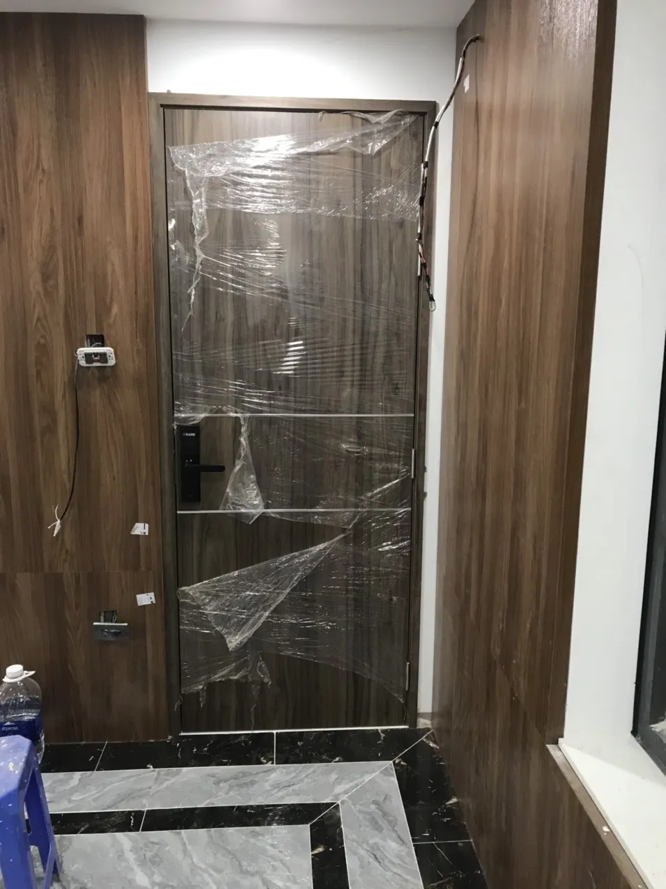 cửa gỗ công nghiệp căn hộ