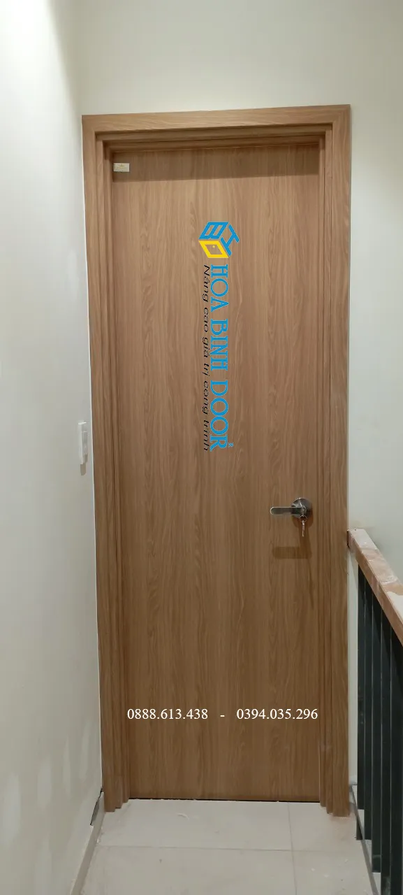 Giá cửa composite mới nhất 2023