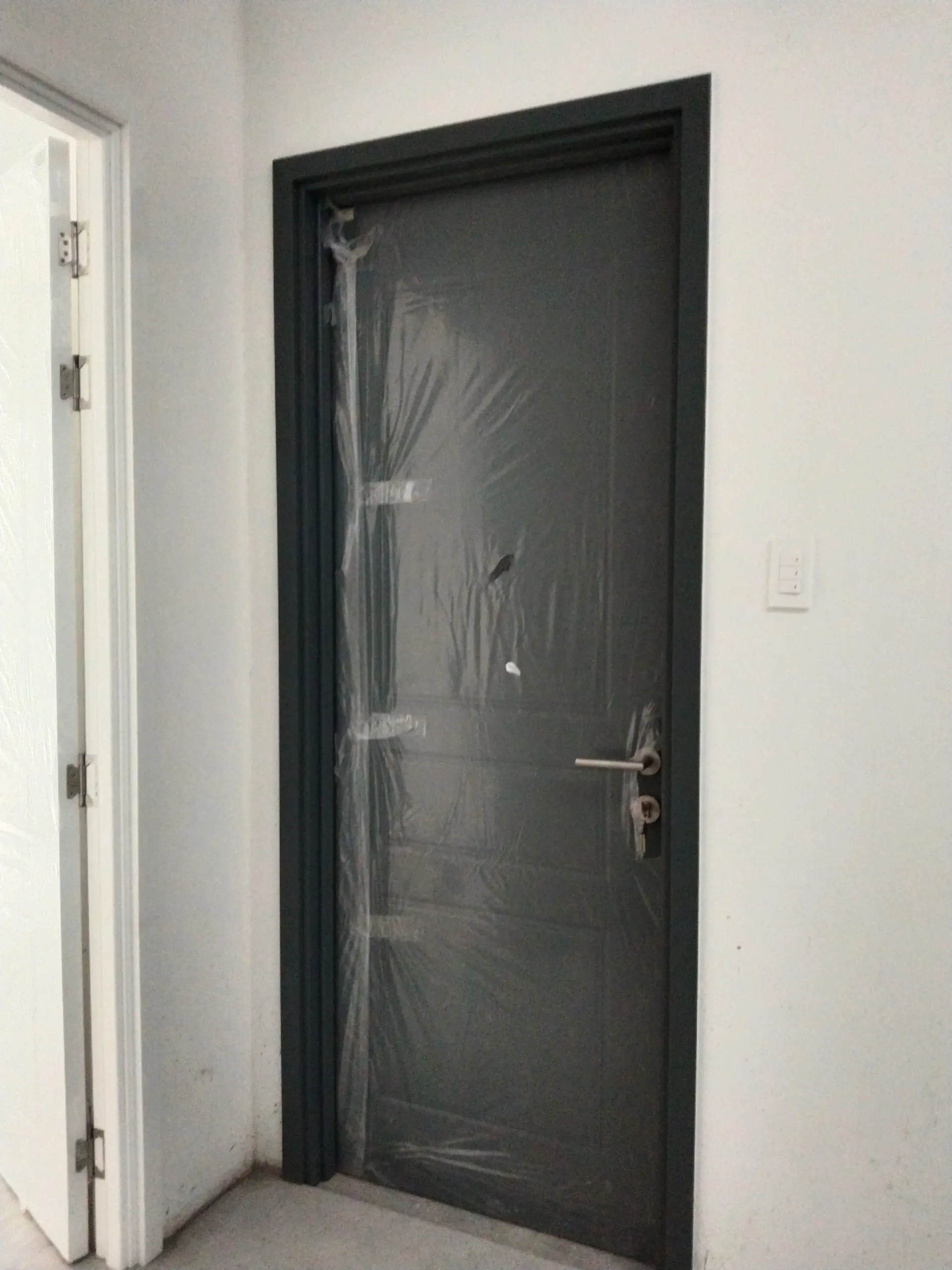 cửa nhựa composite thực tế