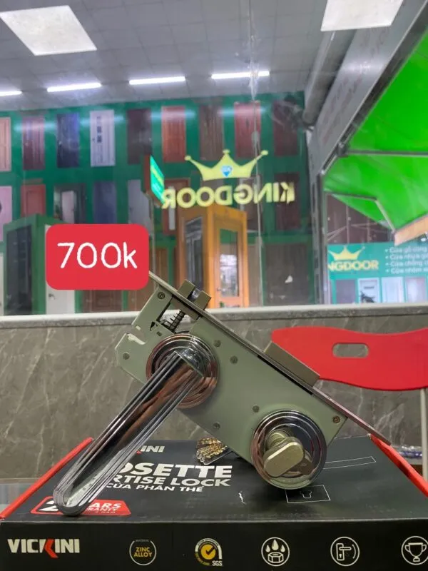 phụ kiện khóa cửa