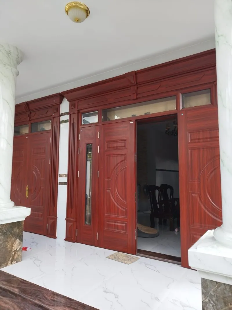 MẪU CỬA THÉP VÂN GỖ