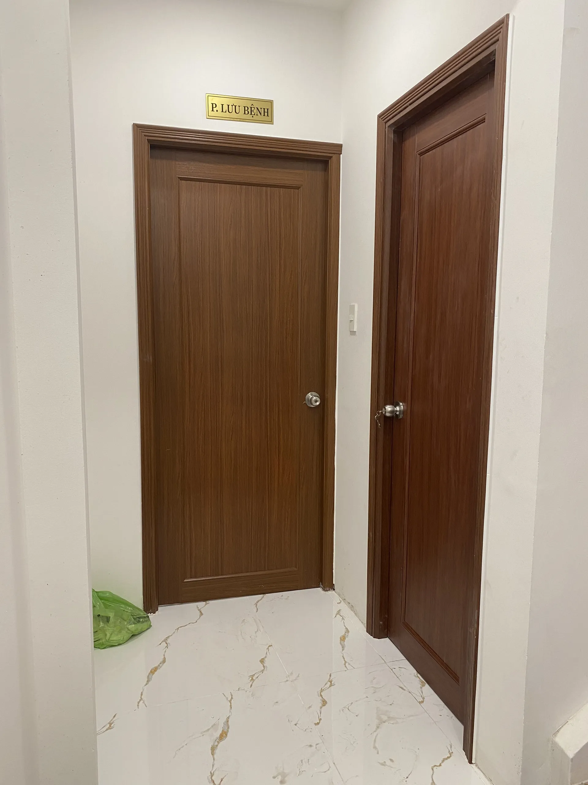 cửa nhựa đài loan