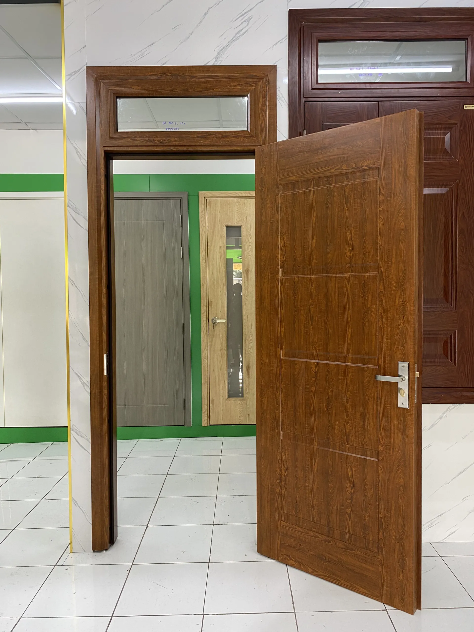 cửa thép vân gỗ 1 cánh